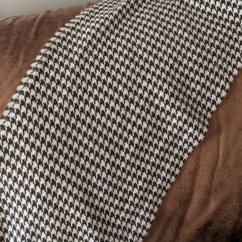 Cashmere scarf
